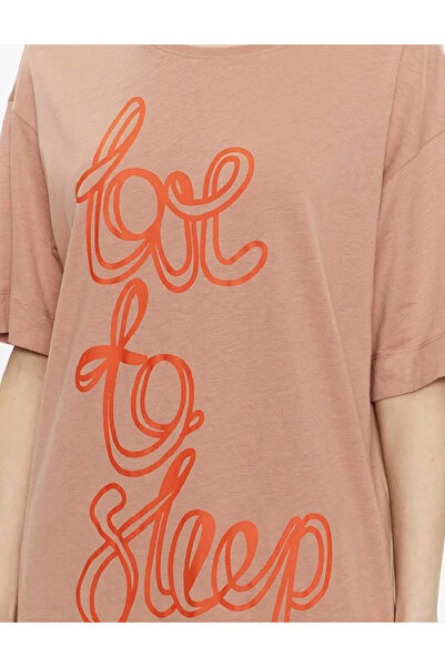 Triumph Nightgown, Brown