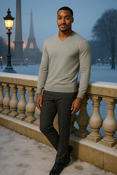 Maccali Men's Loose Trend Long Gray V-Neck Sweater