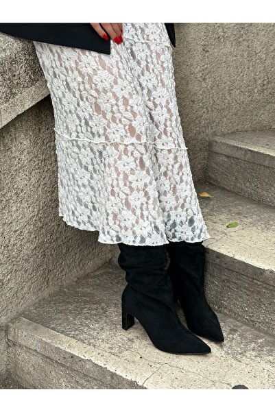 BerilinButiği حذاء نسائي بكعب عالٍ من جلد الغزال الأسود (ألينا) مع تفاصيل مطاطية