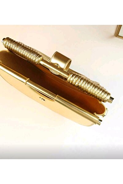 RANO-BOUTİQUE A stylish and unique noodle-themed handbag