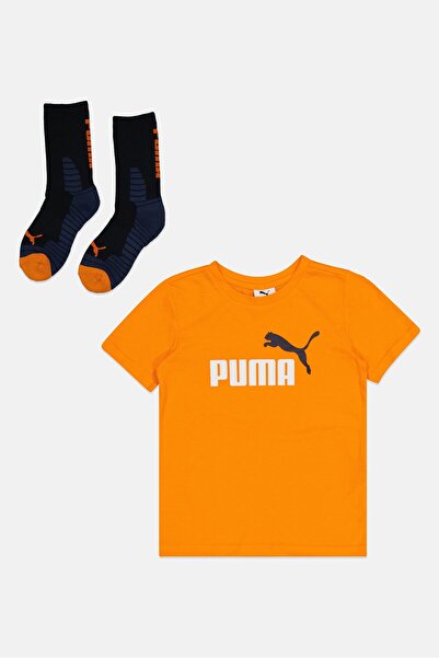 Puma طقم ملابس أطفال بناتي مكون من قطعتين تي شيرت بأكمام قصيرة وجوارب بشعار العلامة التجارية، برتقالي