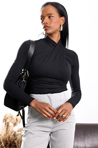 5in1Canpolat Black Collar Detailed Blouse 25241