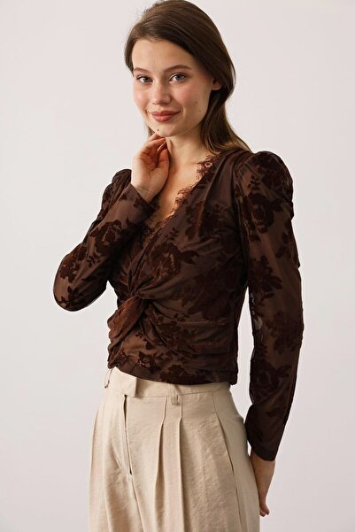 VAGGON Women's Brown Tie Detail Deep V Neck Lace Printed Blouse Vs01706