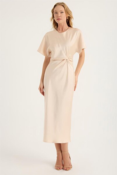 HomeStore Κοντομάνικο φόρεμα με λεπτομέρεια στον τελείωμα