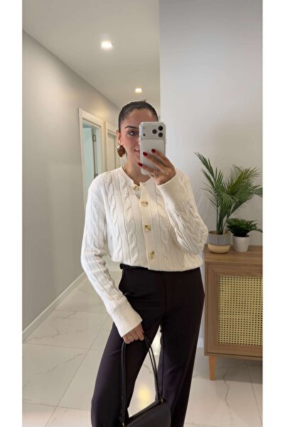BİRCANÇİL Polenas Cream Buttoned Knit Detailed Cardigan