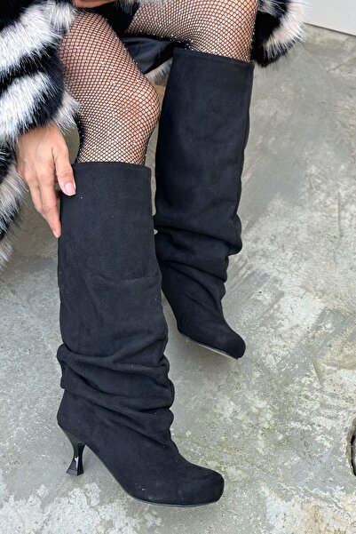 Shoebutik Γυναικείες μπότες με τακούνι Lea Black Suede με στρογγυλή μύτη