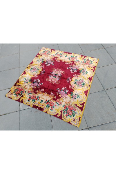 ŞAHMERDANOĞLU 113x117 سم مفرش طاولة باللون الأحمر الداكن والذهبي ونقشة الزهور...