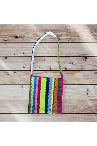 Pafuli Hand Knitted Color Gradient Saddle Bag