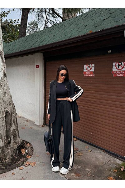 elbisereyonda بدلة بتصميم مخططة