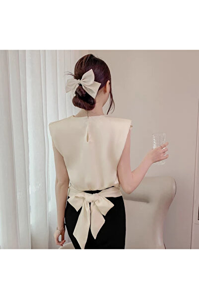 1way Summer blouse with a tie at the back