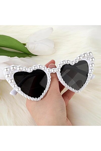 OMS Heart Shaped Sunglasses with Pearl Accents – Vintage Style White