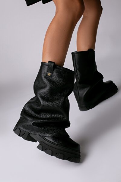 Vanilla Days Ghete din piele de bizon negru cu accente aurii și finisaj unic decolorat