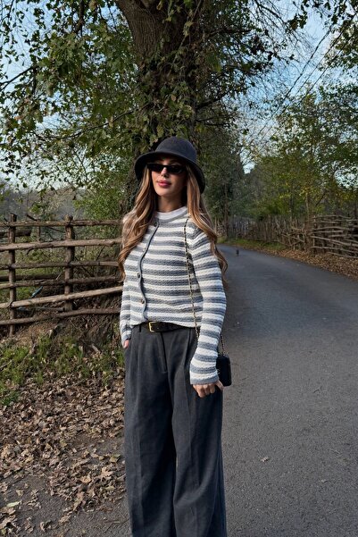 Laluvia Gray - Ecru Striped Knitted Cardigan - 4390