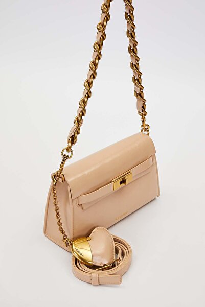 Levidor Mink Heart Accessory Detailed Shoulder Bag