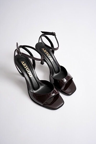 Artgoo Women's Brown Ankle Strap Daily Comfortable Classic Heeled Shoes