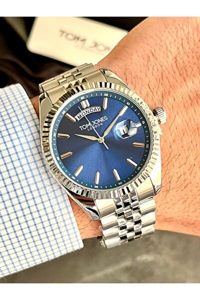 Tom Jones Erkek Kol Saati Gümüş Renk Çelik Kordon 3 Atm Su Geçirmez 2 Yıl Dis...