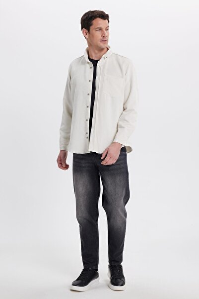 Tudors Ανδρικό πουκάμισο με κανονική εφαρμογή, άνετο κοψίματος κοτλέ με βελούδινη εμφάνιση με κουμπιά στο γιακά, κρεμ χρώματος