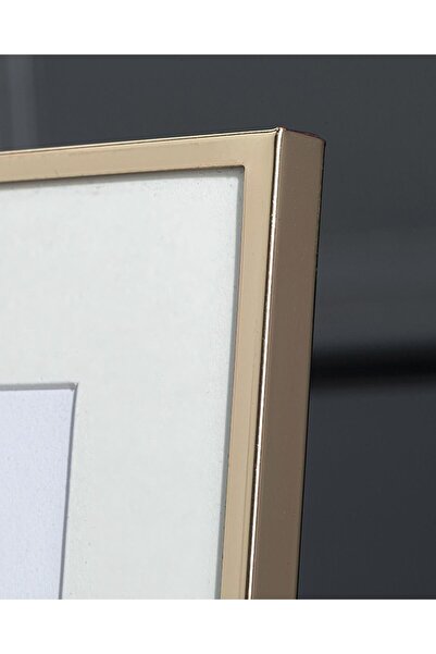 English Home Dorothy Frame 20X25 cm Gold (2.12.2025)