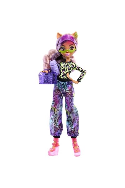 MONSTER HIGH Scare-adise Island Clawdeen Wolf Doll - Swimsuit, Beach Accessories & Jogger Pants