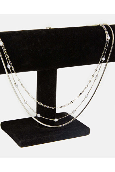 REDTAG قلادة نسائية فضية مزخرفة متعددة الطبقات