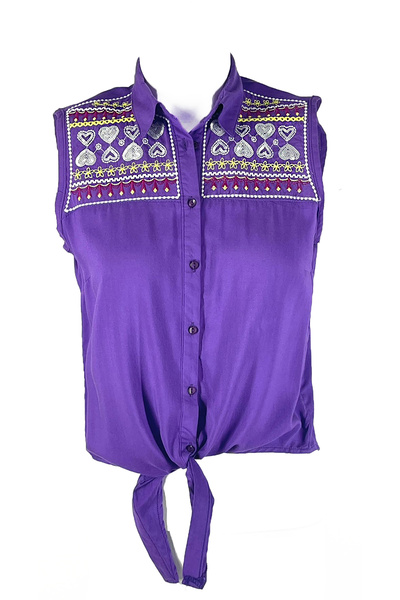 dml giyim Sleeveless Linen Blouse with Embellishment Details