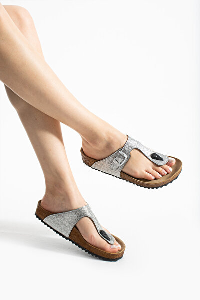 COMFORT OF PANTOFOLE Silver Flip Flops