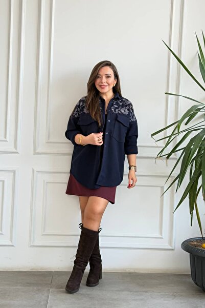 Yağmur Butik قميص مطرز بالزهور على الكتف مع جيب بريدي