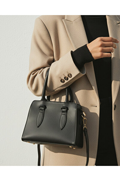 REDTAG حقيبة رسول نسائية سوداء