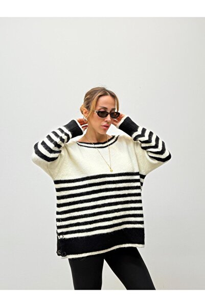 Maldia Shop Women's Albert Striped Slit Cream Knitwear Sweater