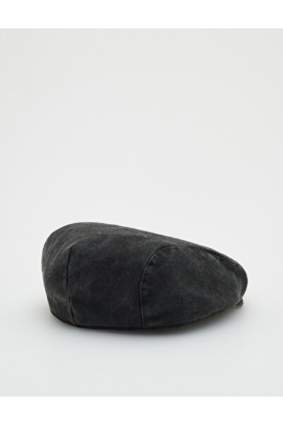 Reserved Basque, Dark Grey