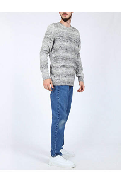Reserved Sweater, Gray