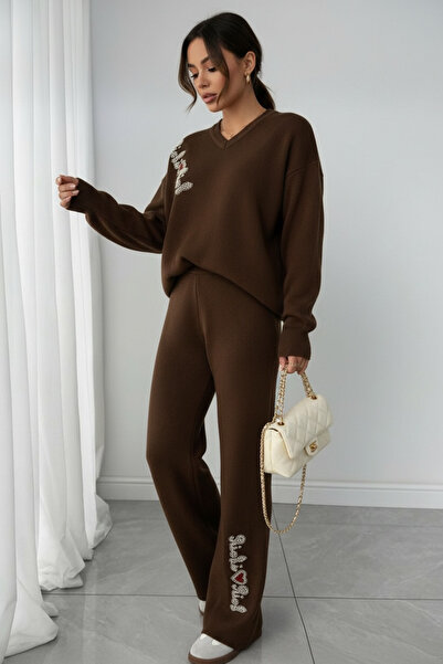 NEWCO Plain Textured Pearl Embroidered V-Neck Knitwear Two-Piece Regular Suit