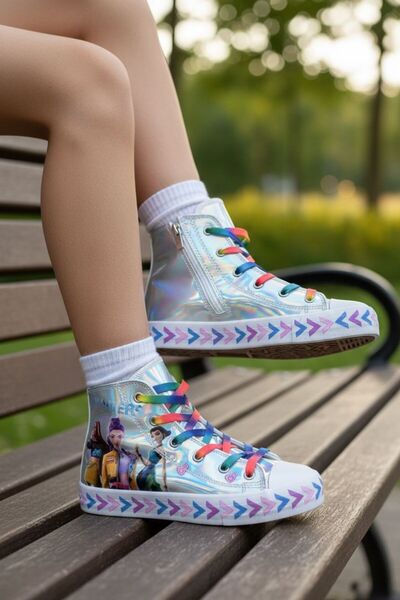 Görkem bebe ayakkabı ve tekstil Hunter Huntrix Drawing cu imprimeu helogram Sneaker colorat pentru gleznă, cu șireturi și fermoar