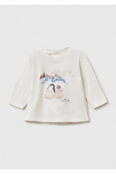 United Colors of Benetton تيشيرت بيبي إكرو طويل الأكمام مع لمعة مطبوع نجوم عل...