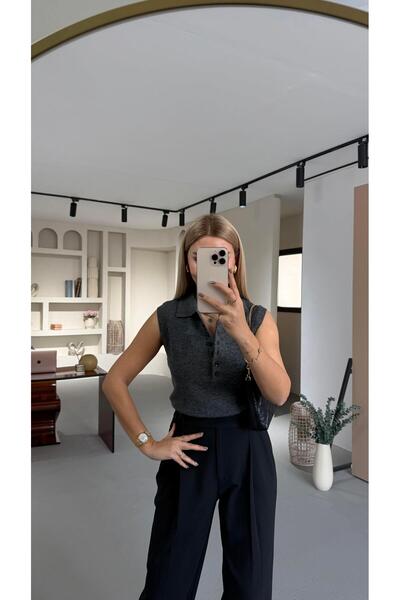 Sezgi Tekin Sleeveless Polo Neck Buttoned Anthracite Knitwear