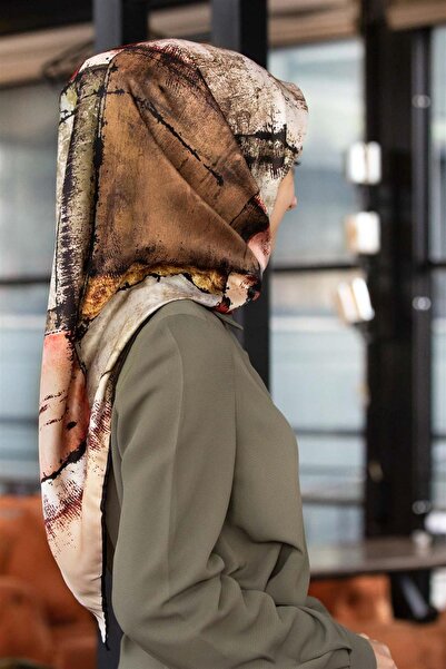 VİOLLA Twil Yamalı Ve Geometrik Desenli Taba Renkli 90x90 Eşarp (İpek İçermez...