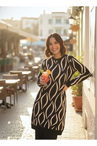 MODA TAY KADIN TRİKO DESENLİ İKİLİ TAKIM