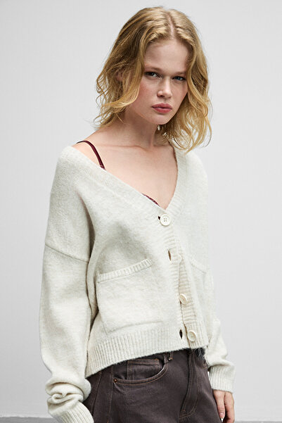 GRIMELANGE Esencia Women's V-Neck Long Sleeve Buttoned Pocketed Soft Textured Regular Knitwear Ecru Sweater