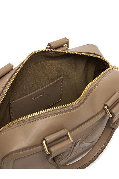 Calvin Klein Women's Zipper Closure Leather Ck Pattern Interior Compartment Brown Shoulder Bag Lv04F3411G-Vfu