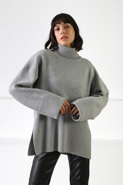 Ferraro Gray Long Sleeve Side Slit Turtleneck Cashmere Women's Knitwear Sweater