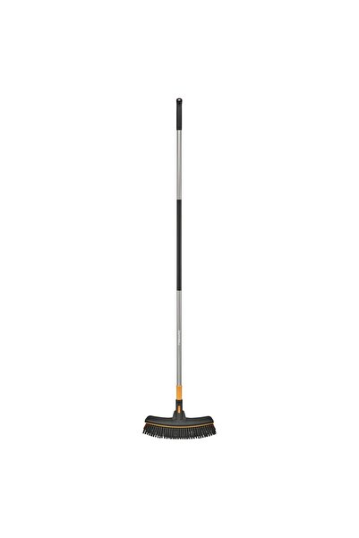 FiSKARS Ergonomic Broom