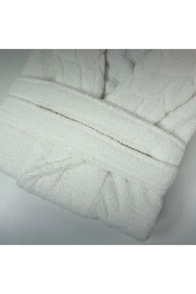 Reiashn Arya Robe Set, Off-White, 11 Pieces