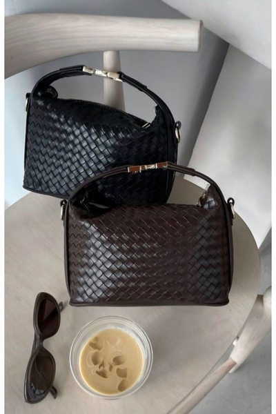 VELVET RUSH Premium Soft Örgü Dokulu Gold Kilit Detaylı Pinterest Model El ve...