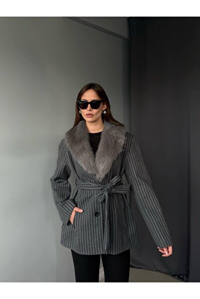 MODAGK Women's Faux Fur Detailed Cashmere Coat