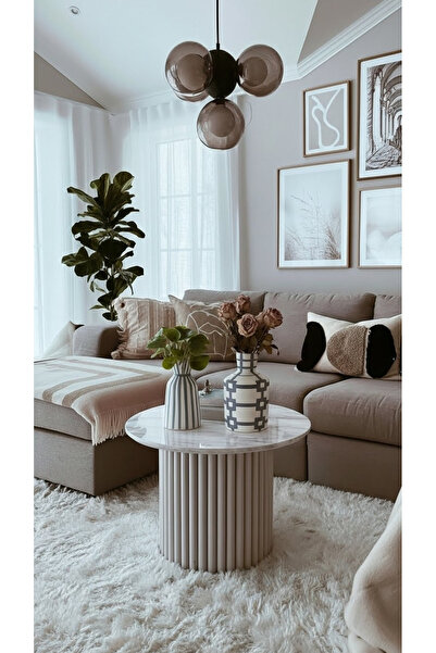 Generic Elegant decorative vase