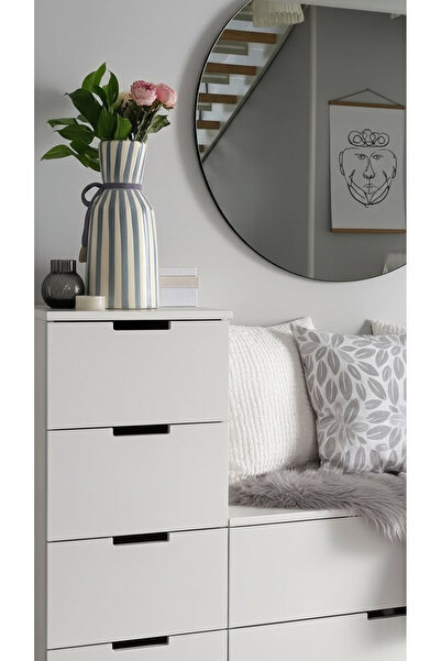 Generic Elegant decorative vase