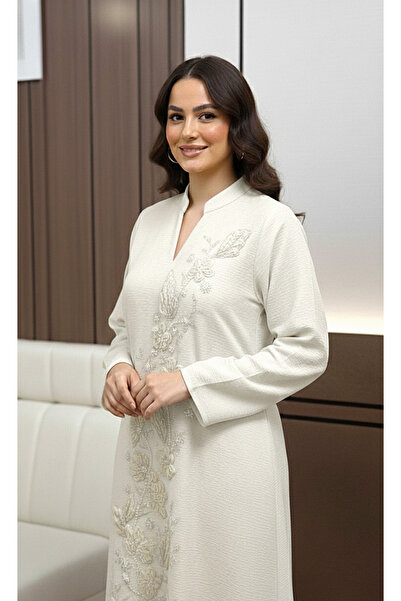 Moda Line Royal jalabiya embroidered with roses