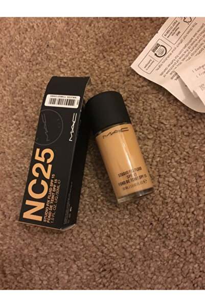 MAAC Studio Fix Fluid Foundation SPF 15 NC25