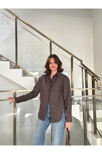 Sude Kızanlıklı Cămașă în carouri cu detalii asimetrice din pernițe pentru umeri piese