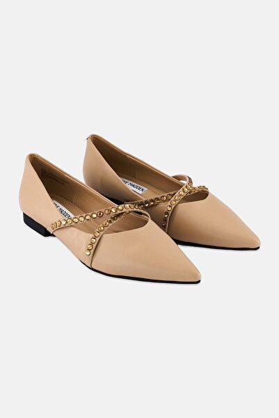 Steve Madden Women Brass Slip On Flats, Beige